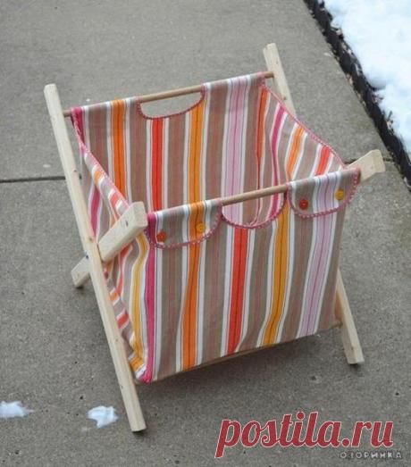 Складная корзинка из ткани на деревянной основе