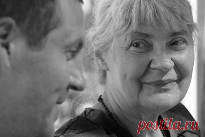 Мудрая жена попросила мужа пригласить на свидание другую. Эта история трогает до слёз