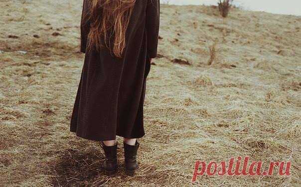 Սի՛րտ իմ, սպասի՛ր. գուցե արշալույս
Ողջունե երկինք, գուցե մանուշակ
Շա՛ղ տա բյուրեղներ, գուցե մի նոր լույս
Հալածե մութը, գուցե հաղթանակ
Տանիս կռվի մեջ — մի՛ հուսահատվիր.
Ապրի՛ր մինչ կա կյանք, մինչ նորոգ հույսի
Կախարդ հորիզոն... Սի՛րտ իմ վշտակի՛ր
Ինչո՞ւ ես հեծում, մի՞թե ամեհի
Օձն է ճնշում քեզ — կասկածը անհույս,
Ձանձրույթը դաժան... մի՞թե խորտակվեց
Սերը սրբազան — երկինքը հոգուս...
— Տանջըվի՛ր, հուսա՛...

(Ավետիք Իսահակյան)