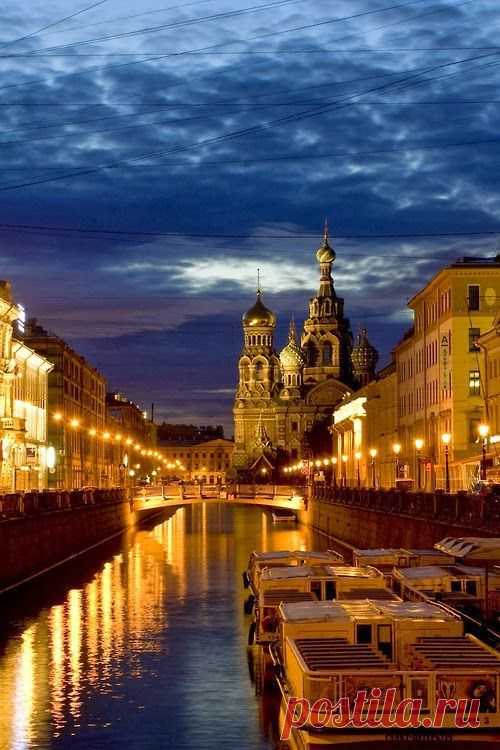 St Petersburg, Russia. I want to go see this place one day. Please check out my website thanks. www.photopix.co.nz | Jeannine Mantooth приколол(а) это к доске Russia (Russian Federation)…
