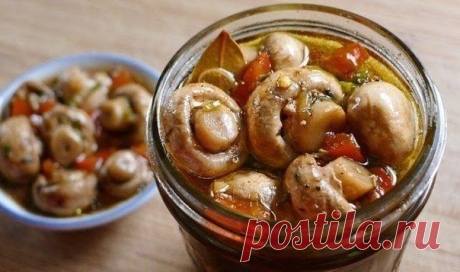 Быстрые маринованные шампиньоны (2 рецепта)