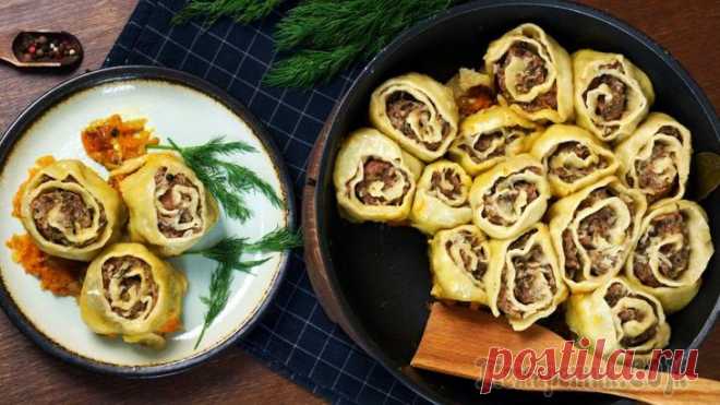 Ленивые пельмени  «Мясные розы» / Сытный ужин Ароматные, сытные, вкусные пельмени со своими тонкостями в приготовлении покорят всех без исключения! Такие пельмени готовятся на раз, два. Не надо ни чего лепить, скрутил в рулет, разрезал на кусочки...