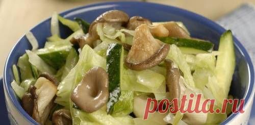 Зеленый салат с вешенками – рецепт с фото / Простые рецепты