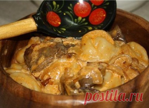 Рецепты по четвергам. Клёцки, ньокки, галушки, вареники (42). Пельмени в горшочках