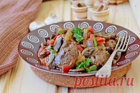 Куриная печень с шампиньонами