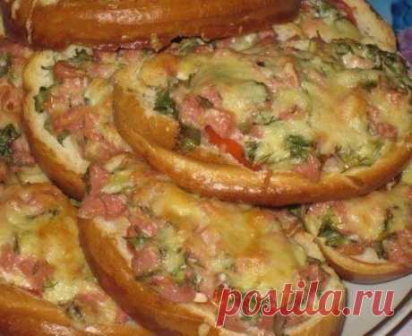 Горячие бутерброды с сосисками