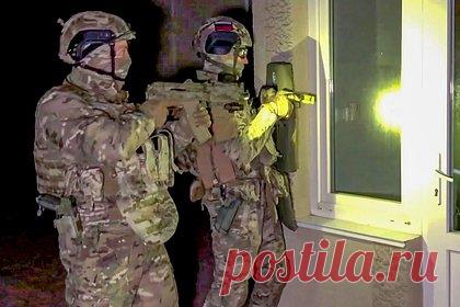 ФСБ задержала жителя Крыма за участие в украинском нацбатальоне. В Крыму сотрудники ФСБ задержали местного жителя, участвовавшего в незаконном вооруженном формировании «Крымско-татарский добровольческий батальон имени Номана Челебиджихана» (признан в РФ террористической организацией). В 2016 году фигурант вступил в формирование, которое действовало на территории Украины.