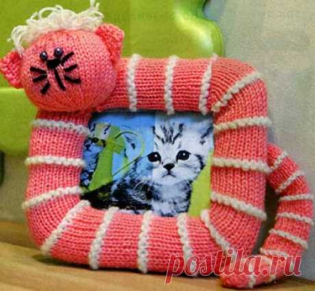 вязаная спицами фоторамка в виде котика &amp;raquo; Петля - вязание на все случаи жизни!