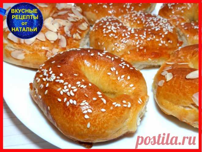 ​ВКУСНЫЕ БУБЛИКИ С СЫРОМ. Предлагаю очень #вкусные,мягкие,нежные #бубликиссыром.Отличноедополнение к чаю или кофе,а также к первым и вторым блюдам.Можно взять наработу на перекус или дать ребенку в школу.#Рецепт простой и легкий.ИНГРЕДИЕНТЫ:Для дрожжевого  теста:Мука – 400 – 420 грДрожжи – 12 гр свежих(4 гр...
