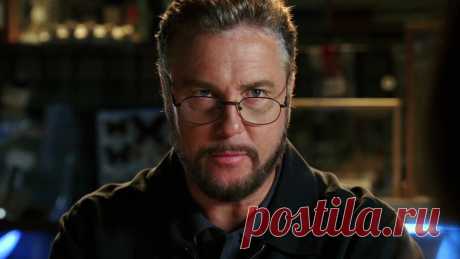 Уильям Петерсен