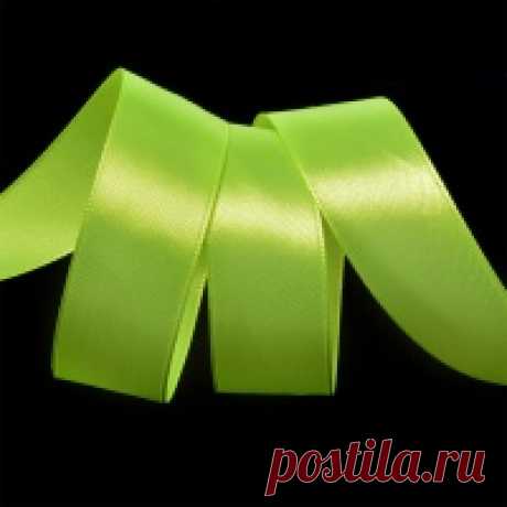 Лента атласная 1" (25мм) цв.3033 салатовый IDEAL уп.27,4 м Лента атласная 1" (25мм) цв.3033 салатовый IDEAL уп.27,4 м