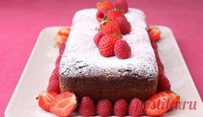 Творожный кекс с малиной