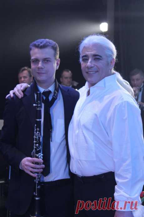 Саксофонист RomanticSax - Vladimir Loskutov