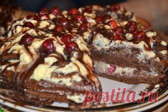 Этот тортик мне очень-очень понравился! Очень мягкий корж, нежный крем, хорошая пропитка 


Те, кто на диете — ПРОЛИСТЫВАЙТЕ! Это НЕ для Вас!









 
Корж:
Яйцо – 2 шт.Мука — 1,5 стак.Сахар – 0,5 стак.;Молоко сгущенное – 0,5 банСметана — 200 гСода (погасить) — 1 ч. л.Какао-порошок – 2 …