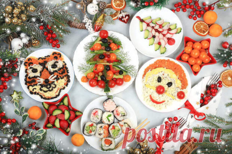 Какой салат приготовить на Новый год, если обычные уже приелись - БУДЕТ ВКУСНО!
                                             - 29 декабря
                                             - 43992960159 - Медиаплатформа МирТесен Без салатов новогодний стол, наверное, и представить сложно. Причем частенько это одни и те же блюда каждый год: традиционное оливье, «Мимоза», селедка под шубой — разве что оформление различается. Привычное меню — это хорошо, но ведь хочется иной раз че...