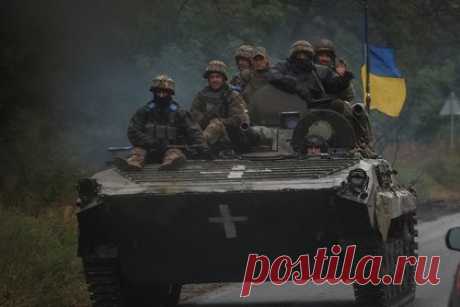 Греция захотела передать Украине партию БМП-1 и снаряды. Греция готова передать Украине еще одну партию БМП-1, артиллерийские снаряды и боеприпасы к стрелковому вооружению. Об этом в четверг, 6 апреля, во время встречи глав Минобороны Греции и Украины заявил глава Генерального штаба национальной обороны страны Константинос Флорос.