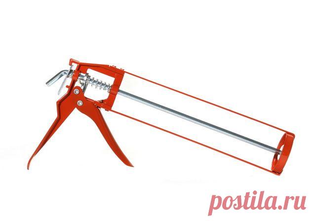 Для начинающих строителей: как пользоваться пистолетом для герметика