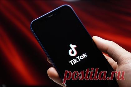 TikTok пригрозили новым штрафом. Компании TikTok пригрозили новым административным штрафом в размере до четырех миллионов рублей за неудаление запрещенного контента, содержащего пропаганду сексуальных нетрадиционных ценностей, а также искажение традиционных сексуальных ценностей, видеоролики с тематикой ЛГБТ.