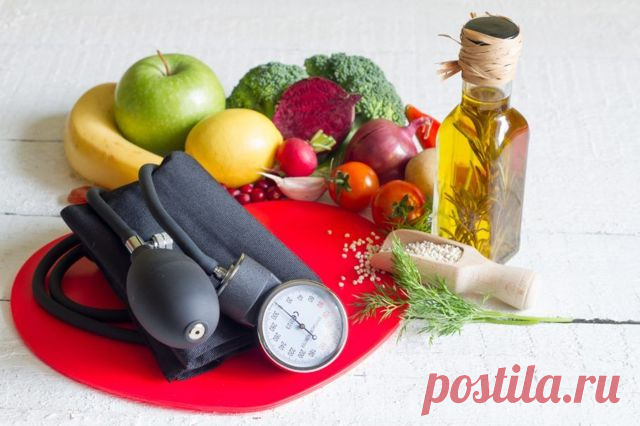 Какие продукты понижают давление: диета при гипертонии и правила питания - Могилевская областная детская больница Когда видишь, что больные гипертонической болезнью ежедневно принимают лекарственные препараты, поддерживающие давление на комфортном уровне, становится