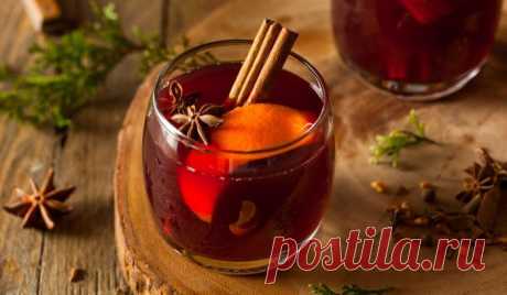 МАЛИНОВЫЙ ГЛИНТВЕЙН С РОЗМАРИНОМ: по-настоящему зимний напиток!