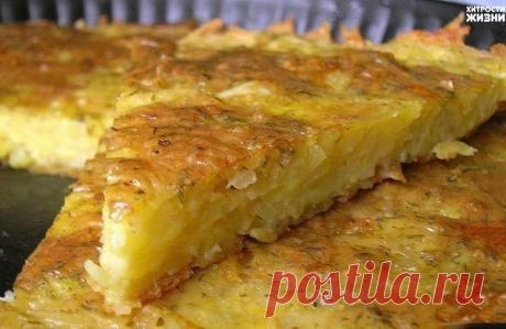 Запеканка из тертого картофеля с сыром и чесноком