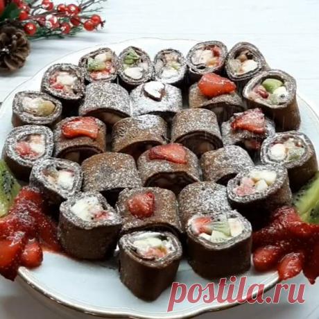 Шоколадные роллы с фруктами и творожным кремом рецепт приготовления блюда занимает 30 мин времени
