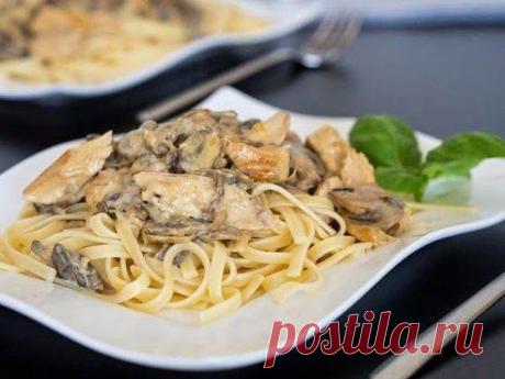 Паста с грибами и курицей в винно-горчичном соусе.Безумно вкуснo!! Быстро, легко и ОЧЕНЬ вкусно! Рецепт совсем простой. !! Более подробно о рецепте можете узнать в источникe: шеф-повар Одноклассники, по ссылке fastppc.net/y1xG Рекомендуем посмотреть!!! Приятного аппетитa

Дорогие кулинары! Чтобы не потерять рецепт, жмите &quot;Класс!&quot;, а потом &quot;поделиться&quot;. Рецепт будет на вашей стене В Одноклассники. Всё ОК!