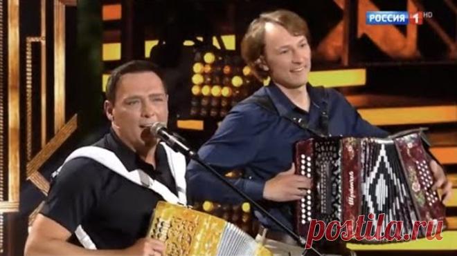 Юрий Шатунов и Павел Уханов исполняют любимые песни