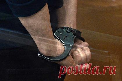 Мастер спорта России по ММА вместо тренировок занялся с учениками вымогательством