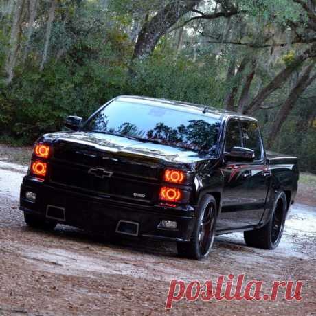 Chevrolet Silverado 1500 LTZ / Только машины