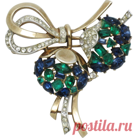 Vintage CROWN TRIFARI Jeweled Symphony Rhinestone Brooch Pendant from atouchofrosevintagejewels on Ruby Lane