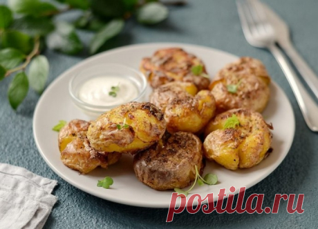 Мятый картофель в духовке