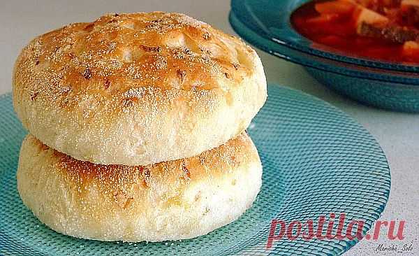 Очень простые и очень вкусные капустные булочки.