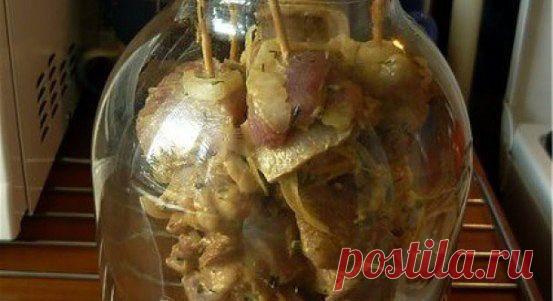 Готовим дома шашлык в банке. 

источник Cook Good - лучшие рецепты
 
 






Готовим дома шашлык в банке.Шашлык в банке - необыкновенный рецепт! Просто бесподобный рецепт! Потрясающе вкусный! Обязательно попробуйте!Пожалуй, это с…