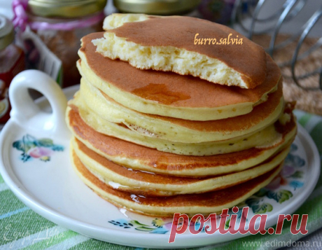 Панкейки на рикотте. Ингредиенты: мука, разрыхлитель, молоко