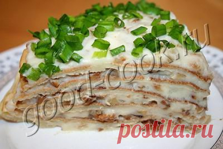 Блинчатый пирог с картофельным пюре и грибами
