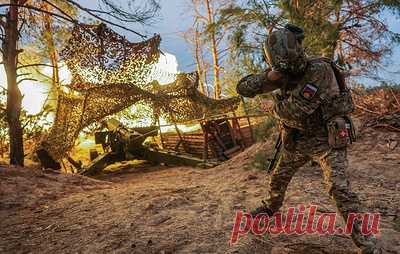 ВСУ потеряли за сутки более 340 военных в Курской области. Российские войска уничтожили восемь артиллерийских орудий, станцию радиоэлектронной борьбы, РЛС контрбатарейной борьбы и пять автомобилей