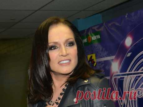 «Замок» Софии Ротару в Крыму хотят конфисковать за пьяные дебоши Последние новости шоу-бизнеса России и мира, биографии звезд, гороскопы - Вешкаймские вести