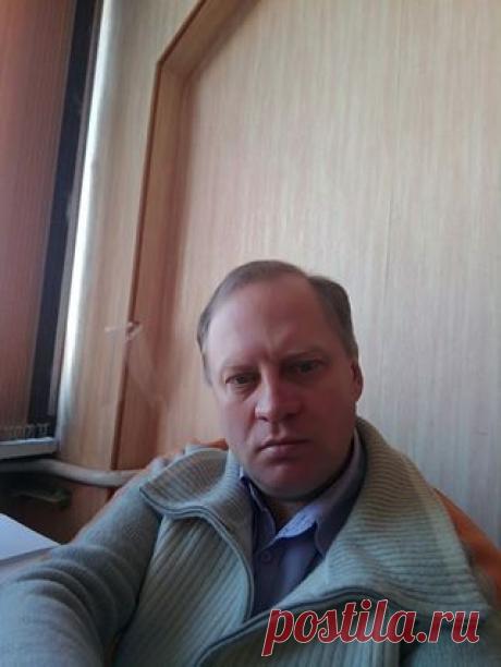 (4) Денис Гутников