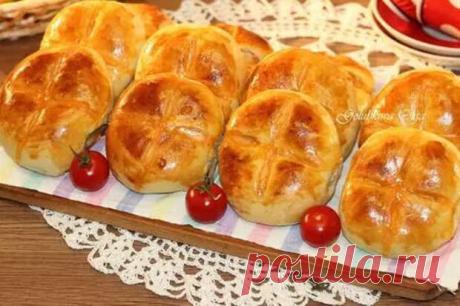 Вкусные пироги с овощами и мясным фаршем - Четыре вкуса - Социальная сеть "МТ.RU" Ингредиенты мука пшеничная — 450 г молоко — 250 мл дрожжи (сухие) — 5 г сахар — 1 ст.л. яйцо куриное (1 белок в тесто, желток на смазку пирогов) — 1 шт. масло растительное — 40 мл масло сливочное (мягкое или сливочный маргарин) — 30 г разрыхлитель теста — 2/3 ч.л. соль (без горки) — 1 ч.л. Подписывайтесь, читайте, комментируйте, ставьте лайки