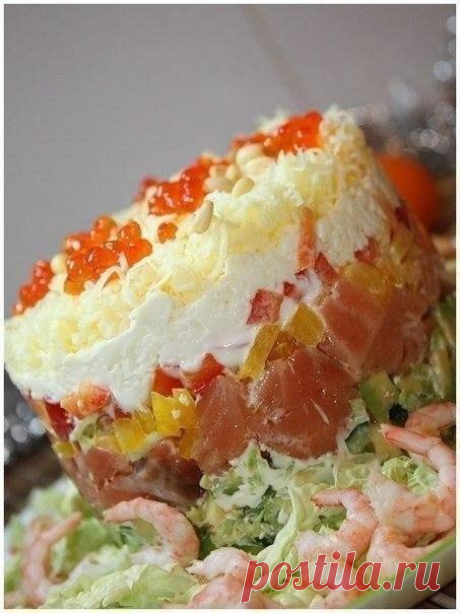 Тортик из семги
Ингредиенты:
250 - 300 г филе семги слабосоленой (солила сама, добавляла коньяк, что придаёт аромат сёмге)
1 авокадо
Показать полностью…