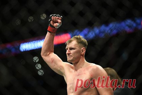 Боец UFC Волков прокомментировал перепалку с Павловичем словами «он был должен мне косарь»