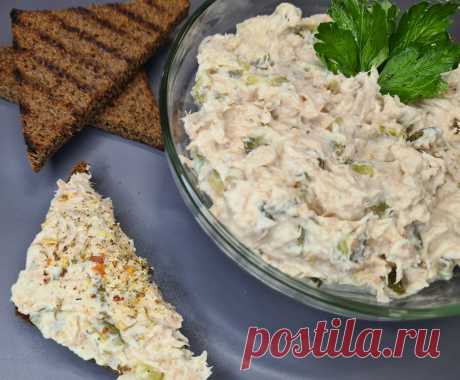 Простой и вкусный риет с тунцом и огурцом