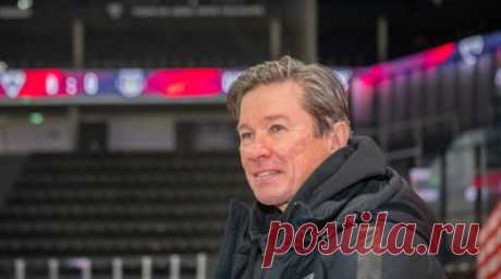 Быков призвал IIHF, КХЛ и ЦСКА найти компромисс в интересах Федотова. Бывший главный тренер сборной России Вячеслав Быков прокомментировал ситуацию вокруг голкипера ЦСКА Ивана Федотова. Читать далее