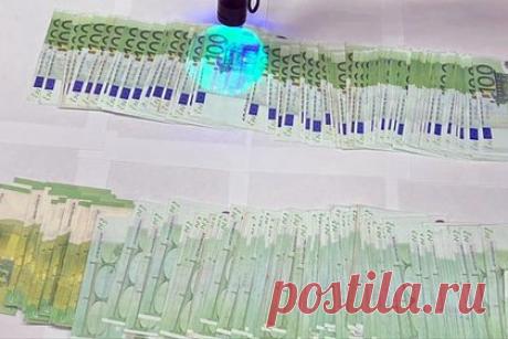 В Подмосковье пресекли получение многомиллионных взяток на оборонном предприятии. Сотрудники полиции совместно с коллегами из ФСБ пресекли получение взяток в размере 13 миллионов рублей на оборонном предприятии в Подмосковье. По данному факту следователи Коломны возбудили шесть уголовных дел по статьям о даче и получении взятки, а также посредничестве во взяточничестве.