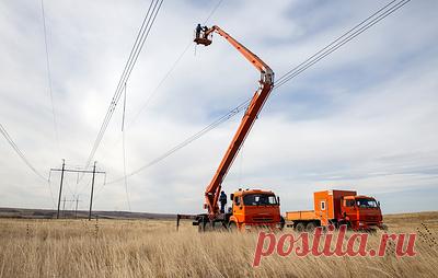 Алушта полностью обесточена из-за аварии на высоковольтных линиях. Ведутся ремонтные работы