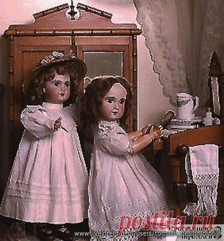 Антикварные куклы ..