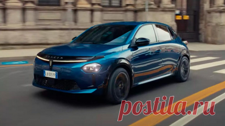 Lancia Ypsilon EV 2024: фото, салон, характеристики