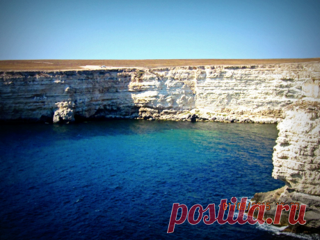 Россия. Крым. Мыс Тарханкут.