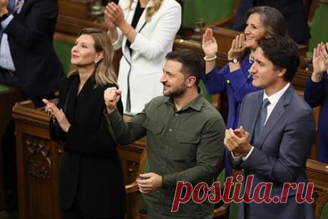 Посол заявил о намерении добиться экстрадиции чествованного в Канаде ветерана СС. Посол России в Оттаве Олег Степанов рассказал, что Москва намерена возбудить уголовное дело в связи с чествованием 98-летнего ветерана СС Ярослава Хунки в парламенте Канады, а также направить запрос на его экстрадицию. Ранее премьер-министр страны Джастин Трюдо принес свои извинения из-за этого инцидента.